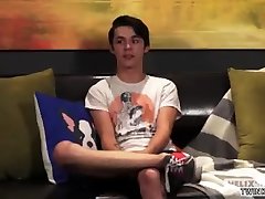 Brunette twink rimjob with cumshot