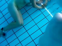 cam subacquea a sauna pool