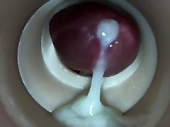 fake pussy creampie : inside view