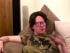 Busty UK bitch sucking nerds cock