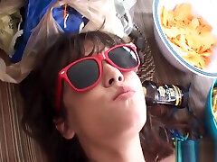 teenager-geschlecht in die middle von booze