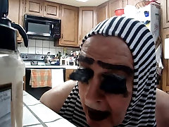 Ида получает возведен на Линду с 4