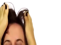 ноги нюхают пытки