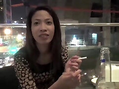random hengste auffallend ein heiß asiatisch nach dinner