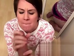 mommy hunter sex BLOWJOB makes him cum so hard!