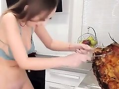 домашняя wwwindian xnxxx с игрушкой lovense