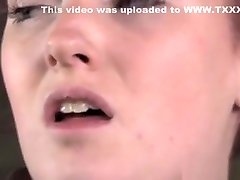 бдсм суб сдержанный и с капюшоном