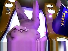 ukryta kamera na żywo środkami salonie танниг