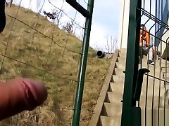 на открытом воздухе лицо трахает бисексуал любитель строитель