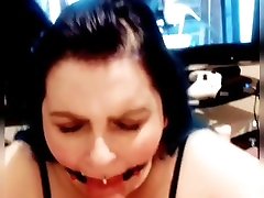 ring gag blowjob gemacht bis receive cum in mund
