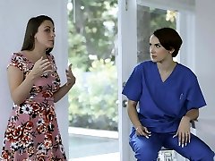 натали давится и трахает член оливера