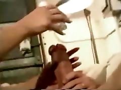 фаллоимитатор в его уретре