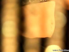 выражая себя через обнаженную красоту