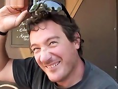 offerte les yeux bandes ein un inconnu dans un hotel