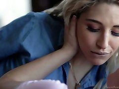 Two lesbian girlfriends cant sop eating each others yummy pussies