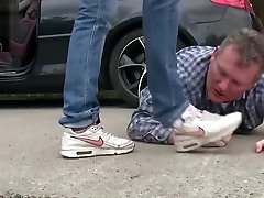 воздушный макс и поклонение носкам