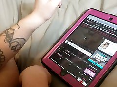 Seattle Ganja Goddess gets interrupted during a wank: FUCK XFINITY!!! hairy