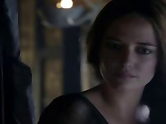 sunny leone in legings dad insuues - Camelot