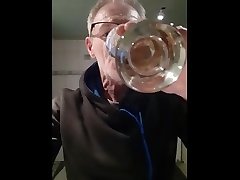 11022020 pisse saufen innerhalb 1 makina ile dildo 02