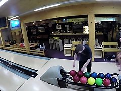 HUNT4K.夫妇是厌倦了保龄球，人想要钱