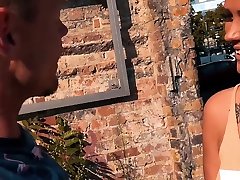 german latina milf zara mendez public pick up EroCom Date
