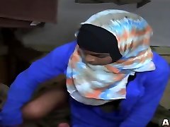Young teenage couple making love Operation Pussy Run!