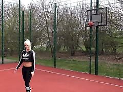 Lara CumKitten - ICH geb dir keinen Korb
