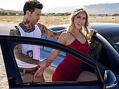 алина лопес и маленькие руки в общественном непристойном месте-brazzers