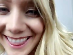 AJ be xxxx www is an experienced blonde babe, who likes to feel a huge cock inside her mouth