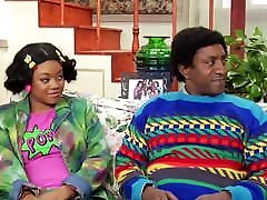 Fabulous Crimped Hair Jenny Hendrix masturbation reciproque blonde interracial
