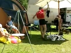 Les campeuses de Saint-Tropez