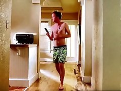 aaron paulâ€™s bulge from breaking bad