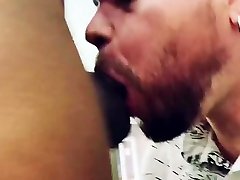 сосать мой личный тренер в тренажерном зале часть 1