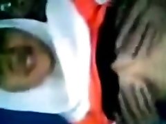 малайский - тудунг кена рамас