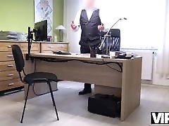 VIP4K.客户税是非常高的，为什么青少年是准备