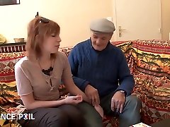 la crying anal machine un poil-trash rousse a trio avec yo