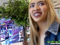 Picked up right outdoors real Asian slut Soda follows dude and gives nice head