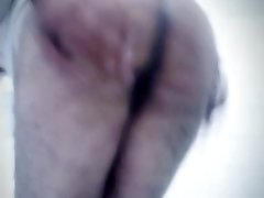 Chico trnsexual indan amateurnnx en el baÃ±o tocando el culo