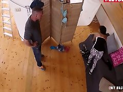 сексуальная ассистентка по съемке шрима малати в сексе от первого лица