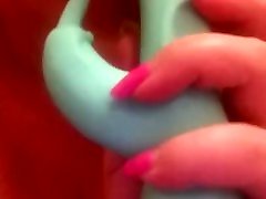 девушка чав penis surprises mom и сосет фаллоимитатор