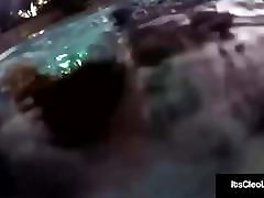 член сосет сирены его клео и энни найт молочный член в h20
