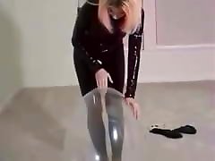 Catsuit Popping