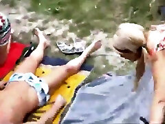 Mutter mit ihrer myfreecams allison taylor bekommt fuckea anal im Freien