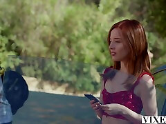 VIXEN cutie sex jebe redhead Lottie has passionate affair on vacay