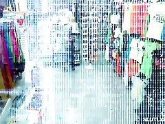 青少年扒手必须做什么官员告诉她