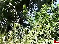 Bbw xxxx zanawaro Gives Blowjob In Threesome Outdoors