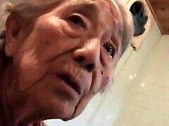 非常老皱纹的女士
