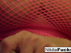 netzsolo mit heißer milf nikita von james