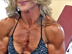 Pec Flex drunk christina