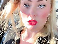 не забывай, что ты игнорировала меня, убегала от меня, лгала и говорила, что тебя не было рядом, когда ты была и заставляла меня чувствовать себя никчемной